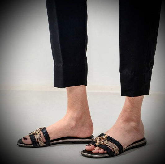 Casual Luxe Animal Print Flats