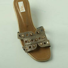 Load image into Gallery viewer, Studded Straps
